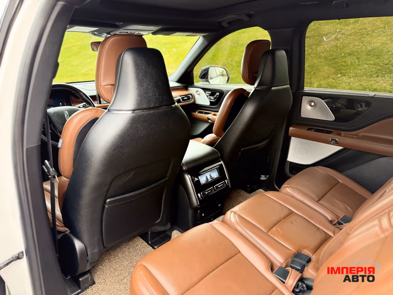 Lincoln Aviator - фото 27