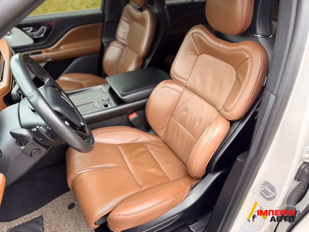 Lincoln Aviator - фото 32