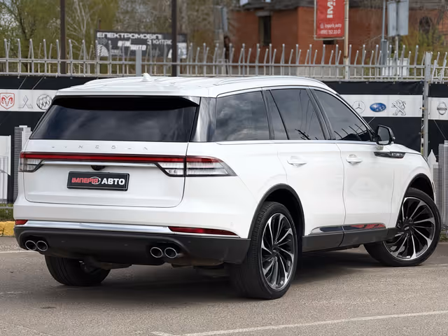 Lincoln Aviator - фото 5