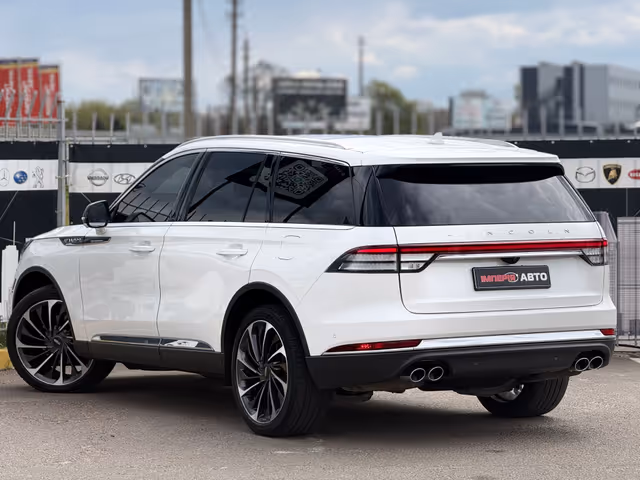 Lincoln Aviator - фото 2