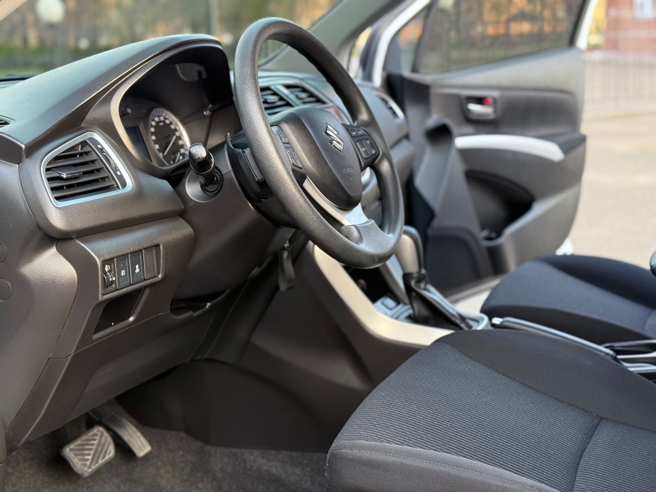 Suzuki SX4 - фото 29