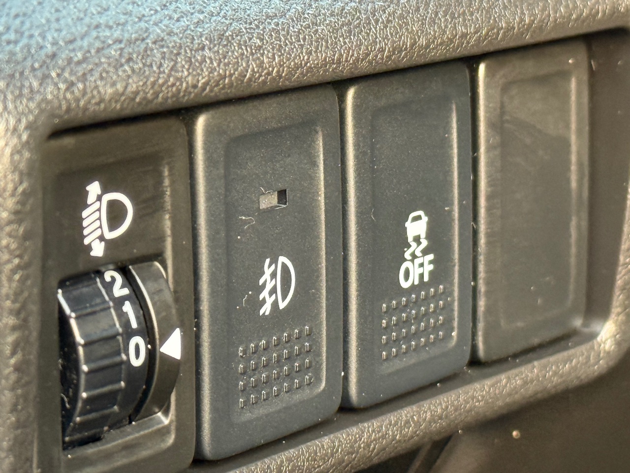 Suzuki SX4 - фото 27