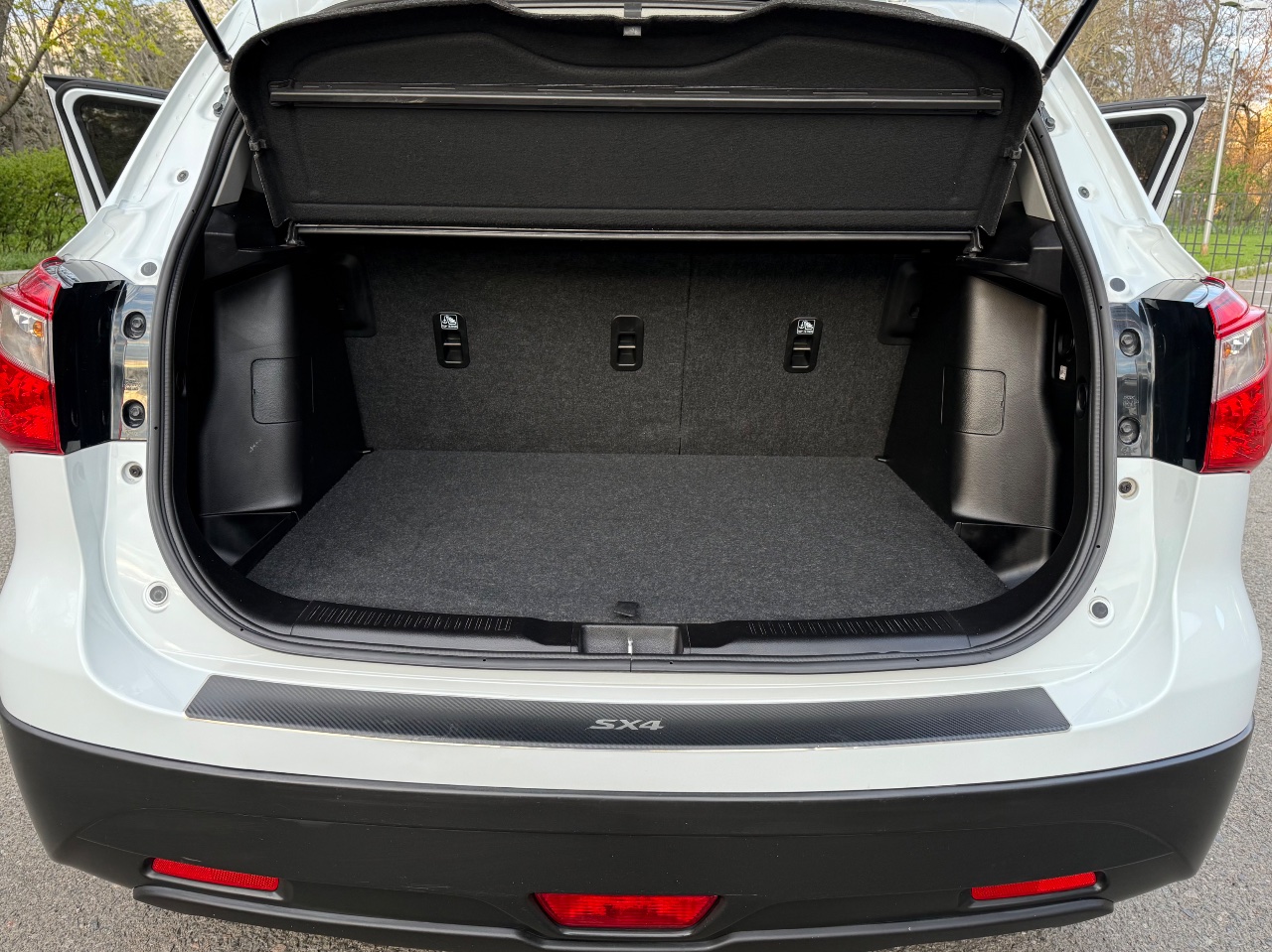 Suzuki SX4 - фото 31