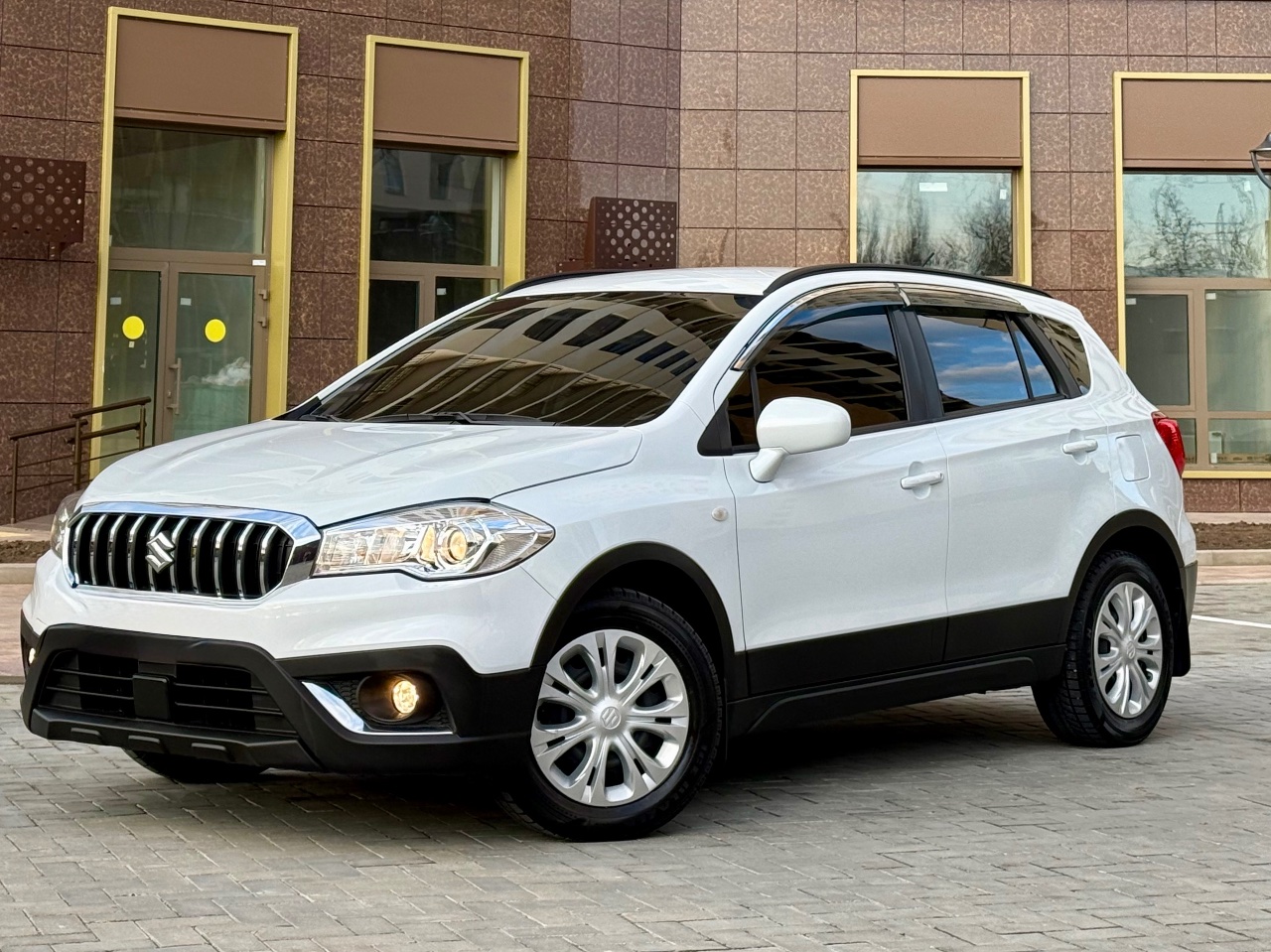 Suzuki SX4 - фото 5