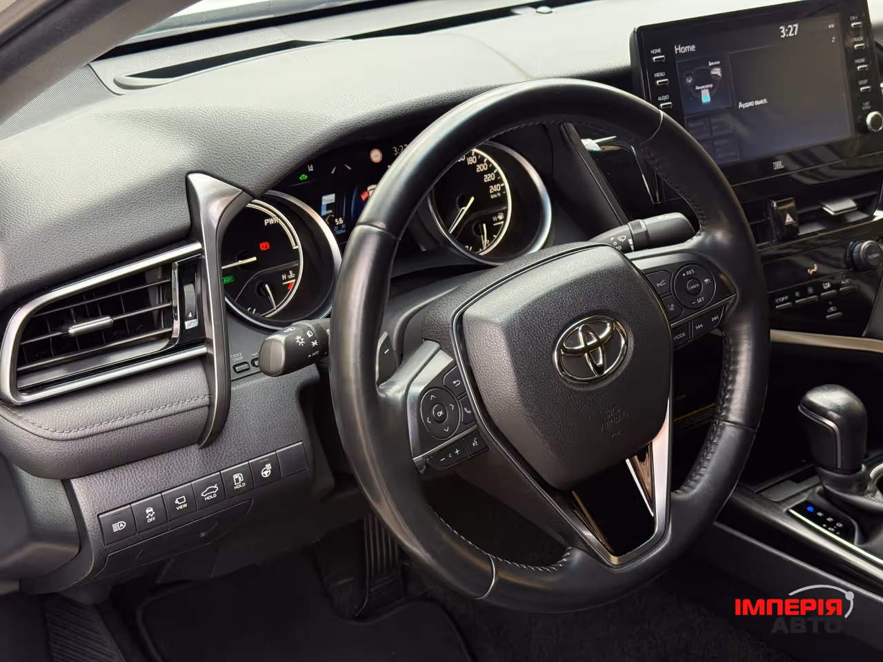 Toyota Camry - фото 12