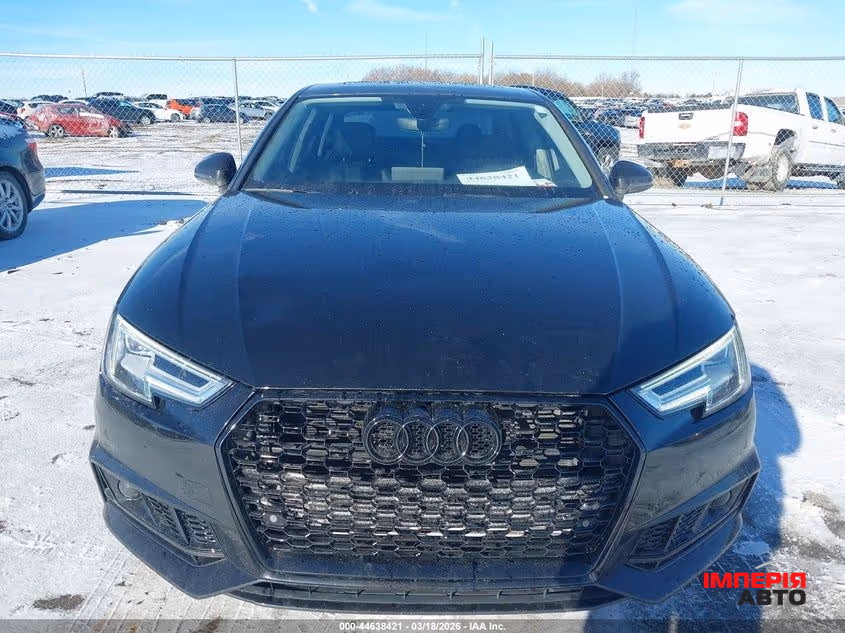 Audi A4 - фото 2