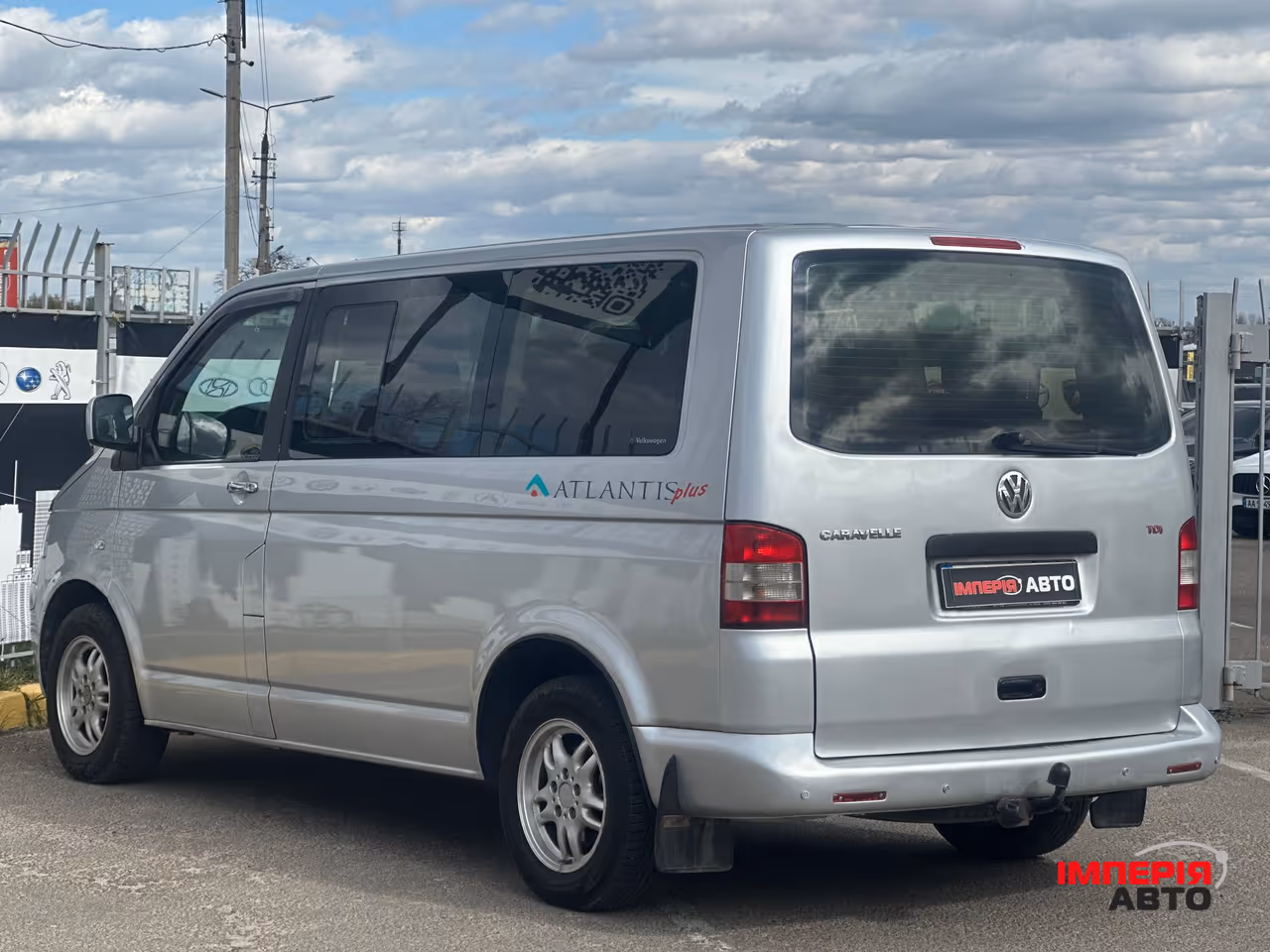Volkswagen Transporter - фото 9