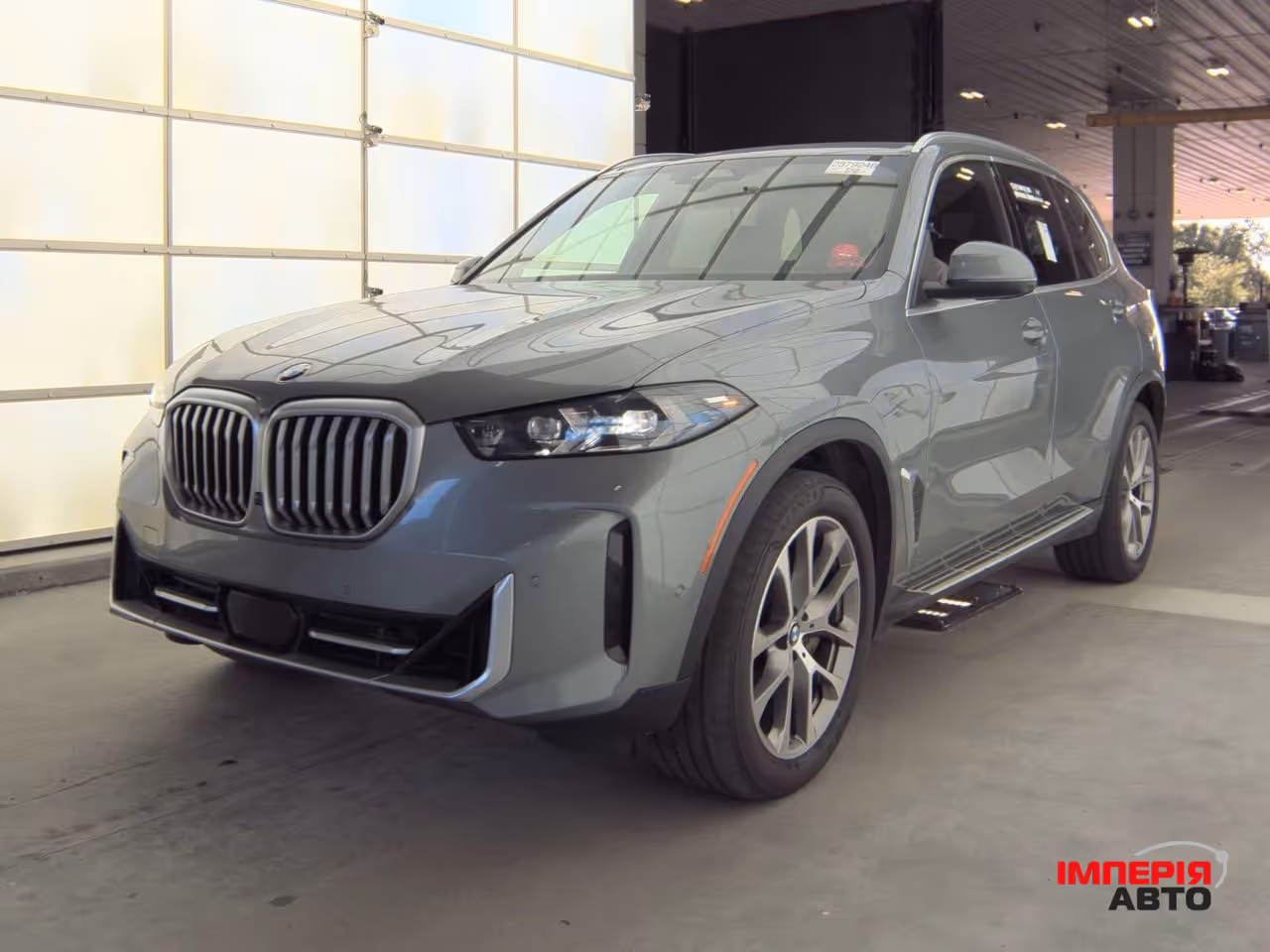BMW X5 - фото 1
