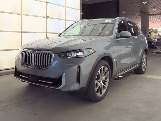 BMW X5 - фото 1