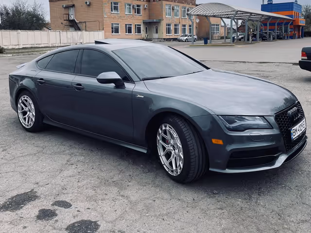 Audi A7 - фото 3