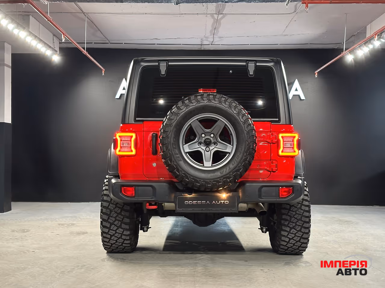 Jeep Wrangler - фото 8