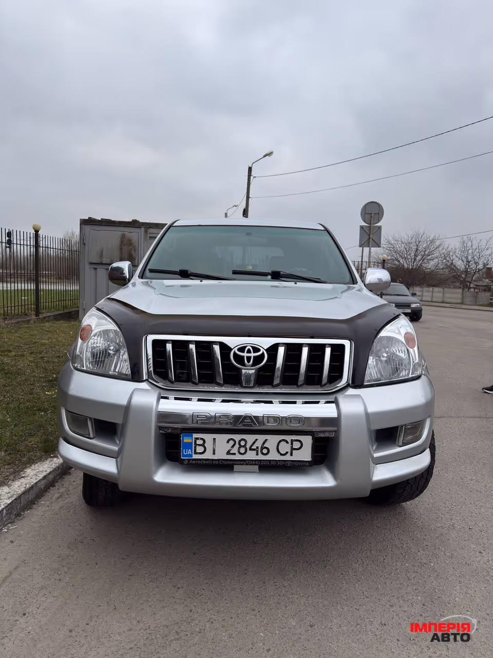 Toyota Land Cruiser Prado - фото 2