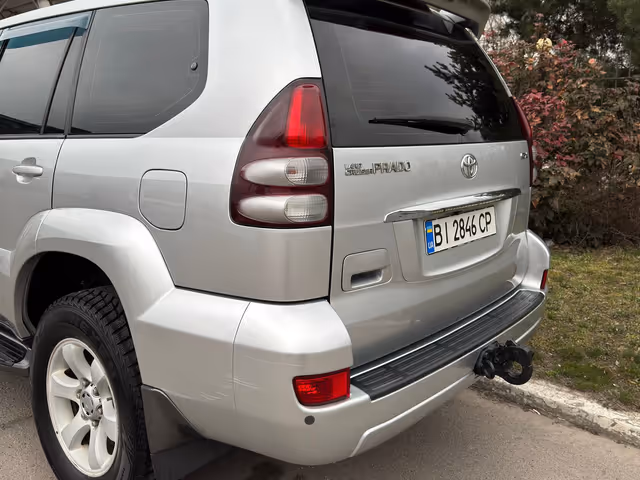 Toyota Land Cruiser Prado - фото 4