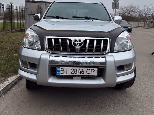 Toyota Land Cruiser Prado - фото 2