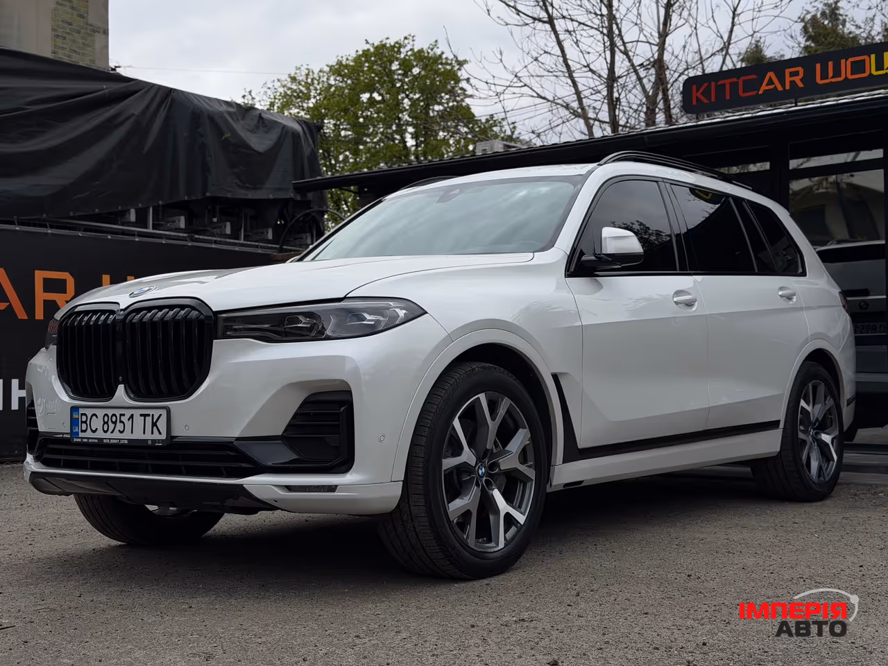 BMW X7 - фото 2