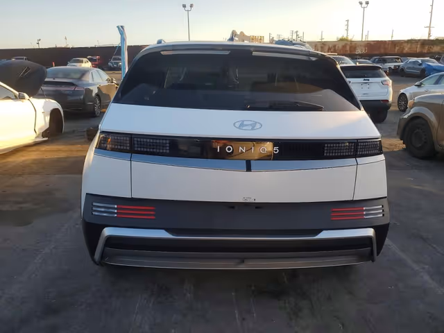 Hyundai IONIQ 5 - фото 5