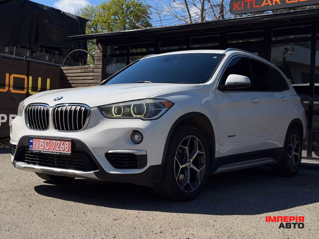 BMW X1 - фото 2