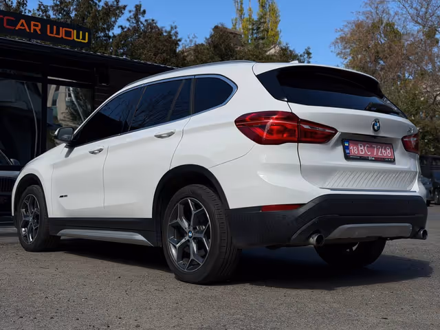 BMW X1 - фото 5