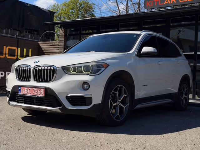 BMW X1 - фото 2