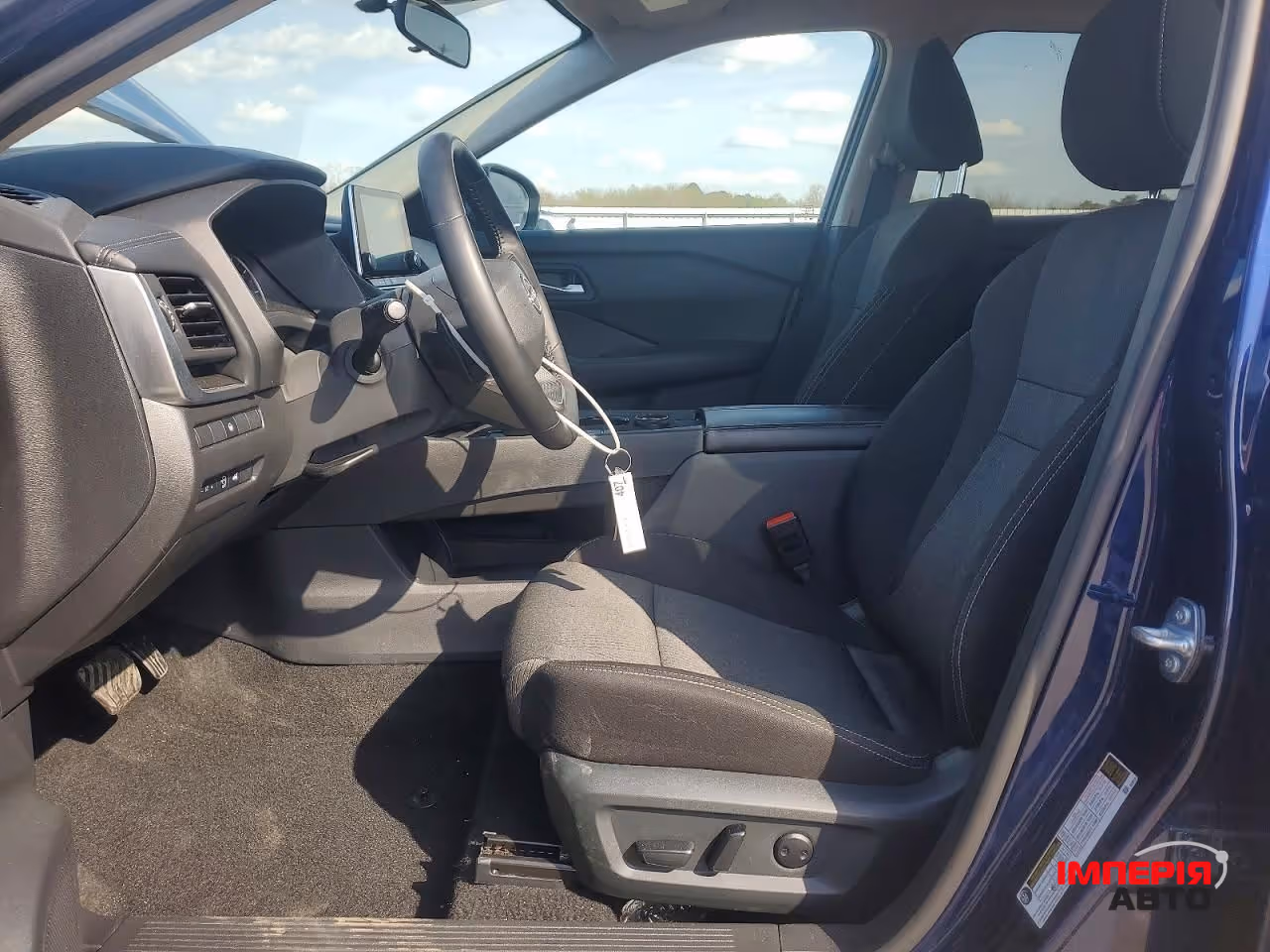 Nissan Rogue - фото 7