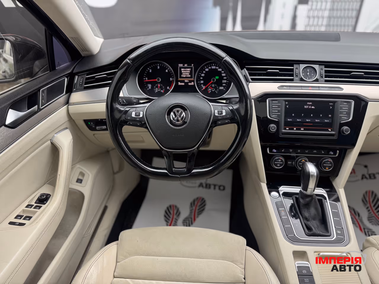 Volkswagen Passat - фото 10
