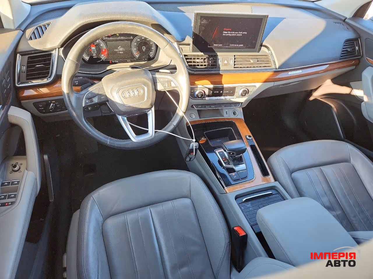 Audi Q5 - фото 8