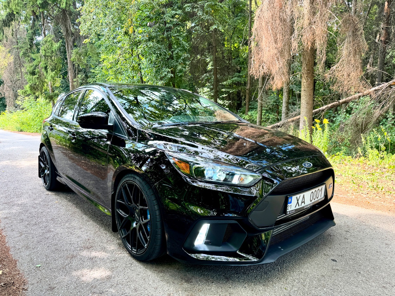 Ford Focus RS - фото 1