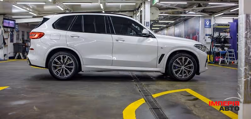 BMW X5 - фото 5