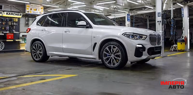 BMW X5 - фото 4