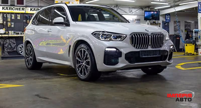 BMW X5 - фото 6