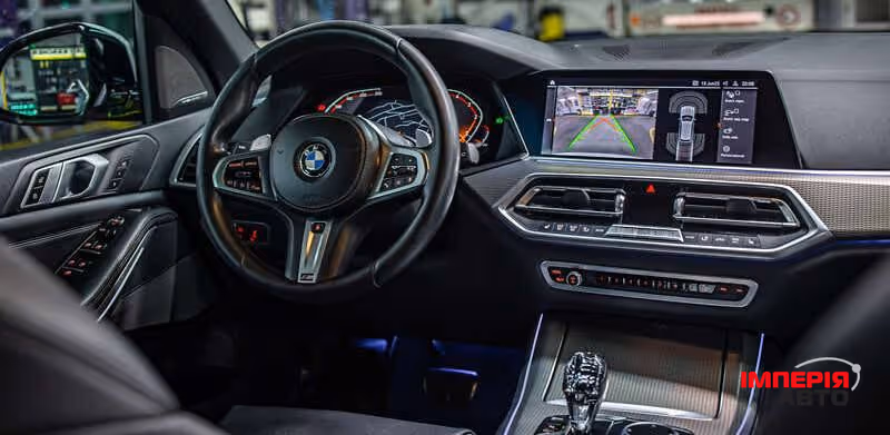 BMW X5 - фото 7