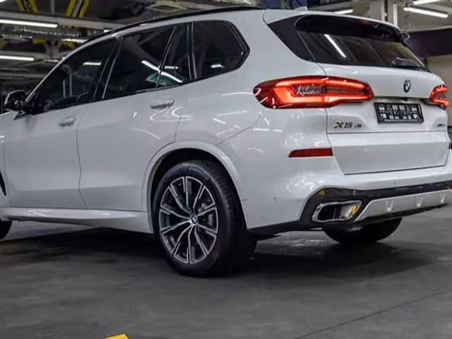BMW X5 - фото 3