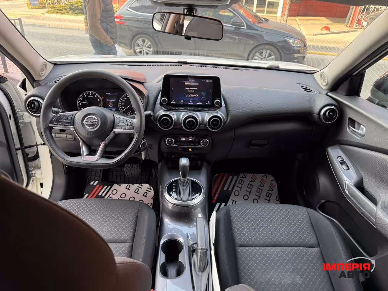Nissan Juke - фото 7