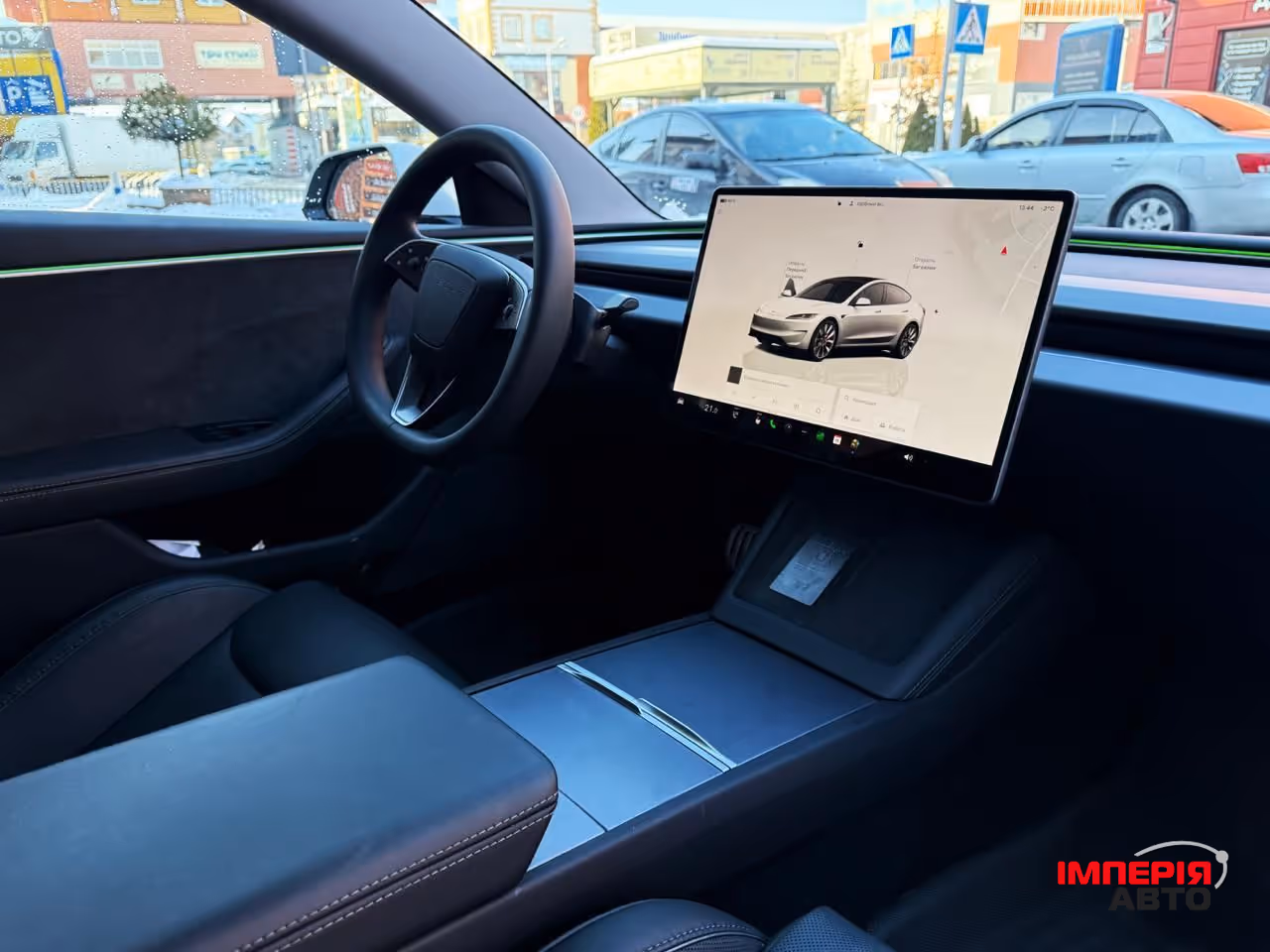 Tesla Model 3 - фото 9