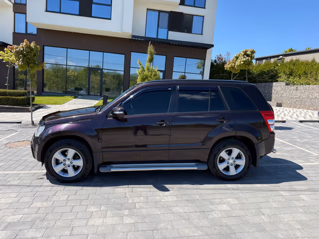 Suzuki Grand Vitara - фото 2