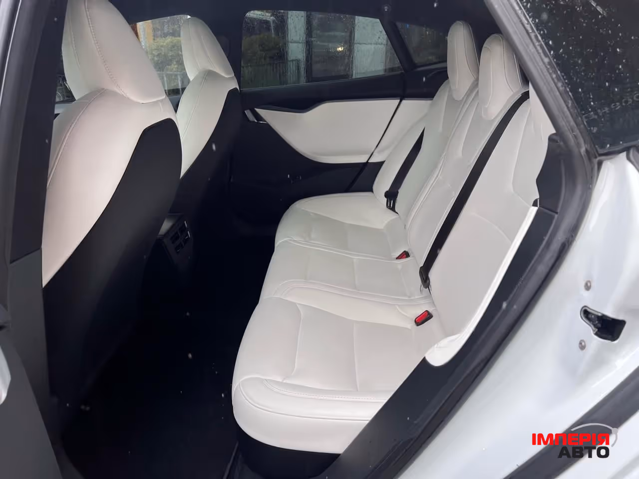 Tesla Model S - фото 6