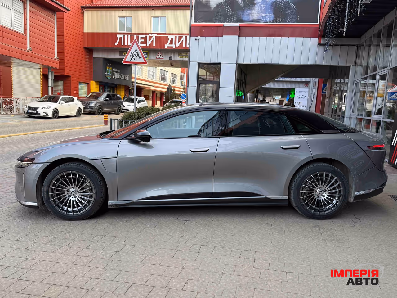 Lucid Air - фото 13