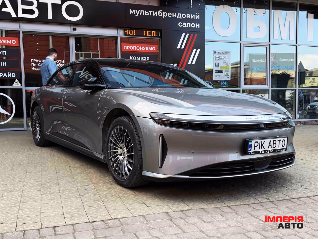 Lucid Air - фото 4