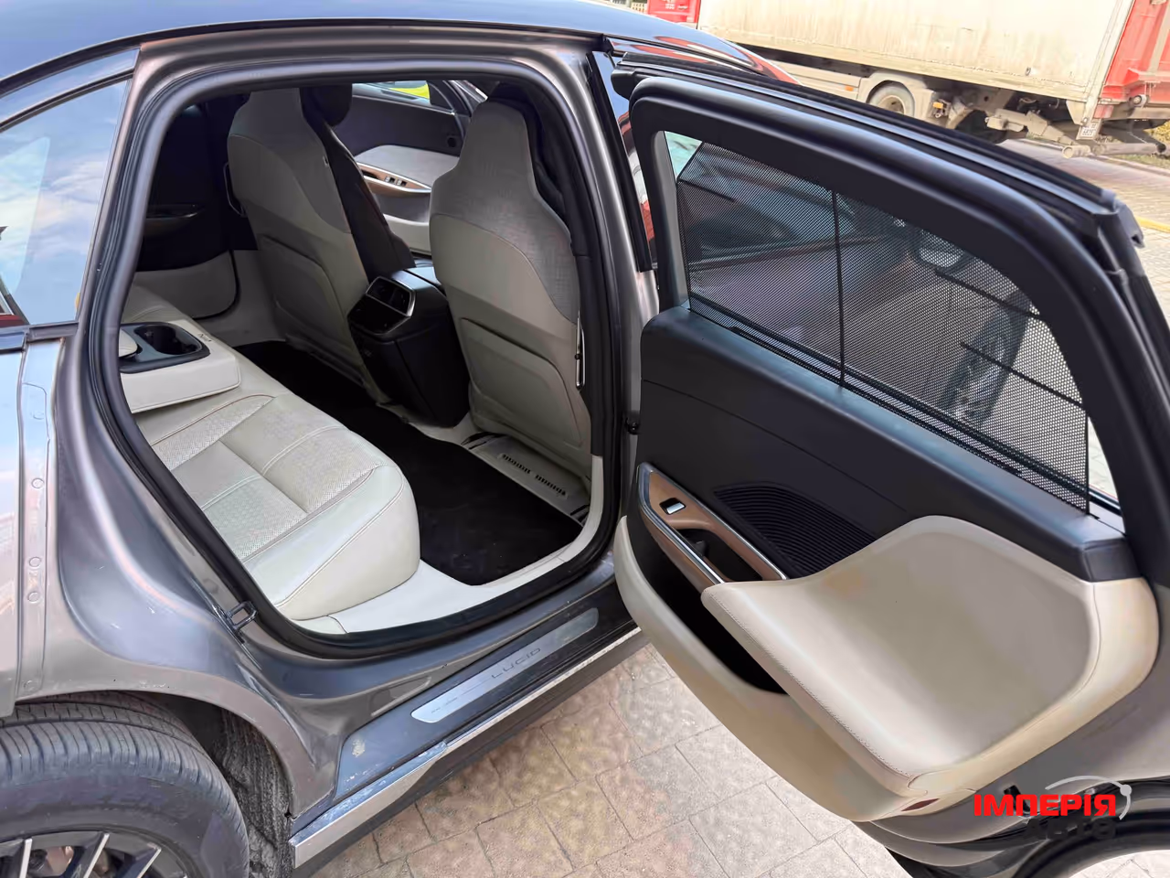 Lucid Air - фото 54