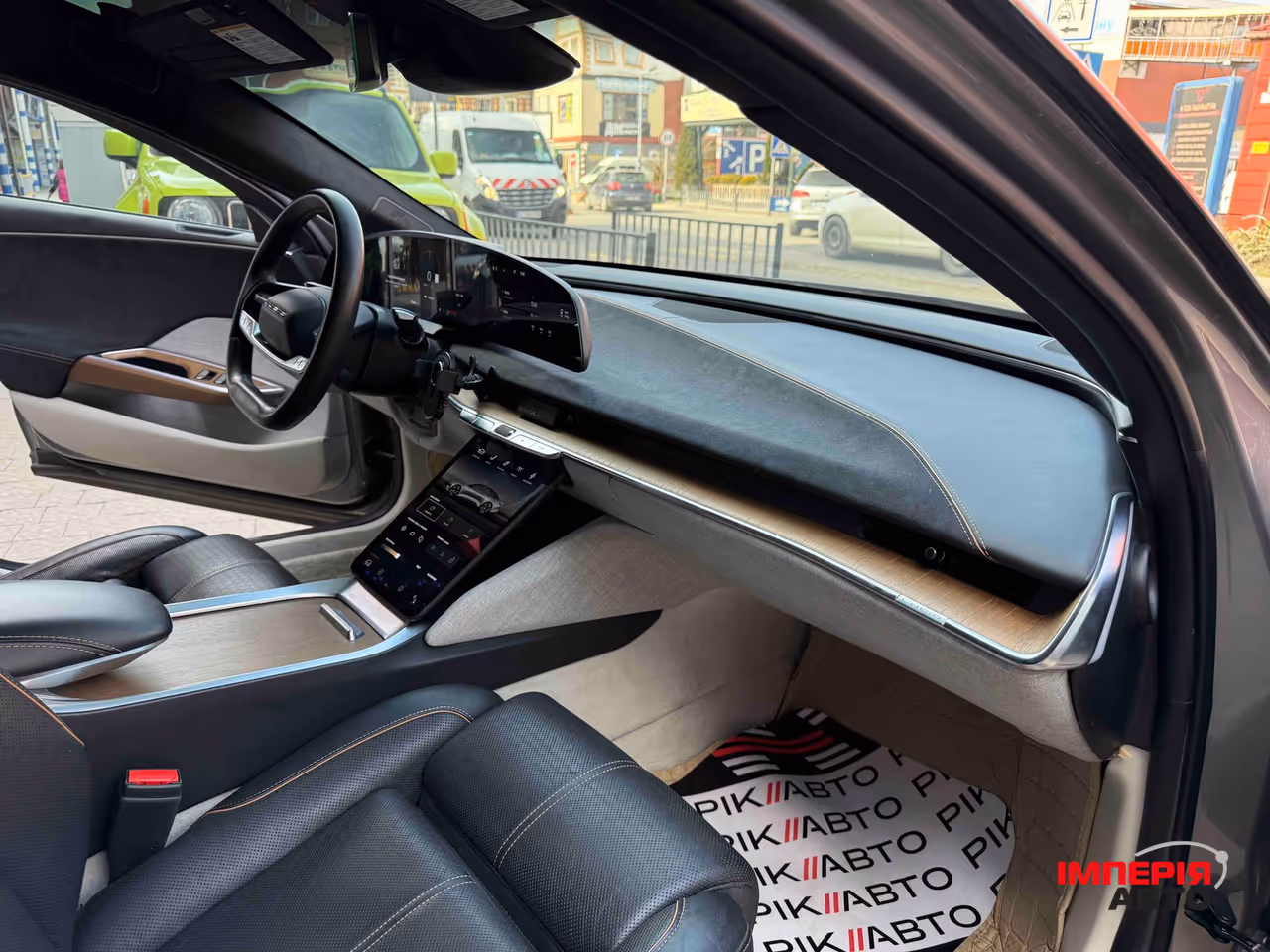 Lucid Air - фото 64