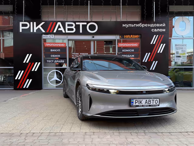 Lucid Air - фото 1