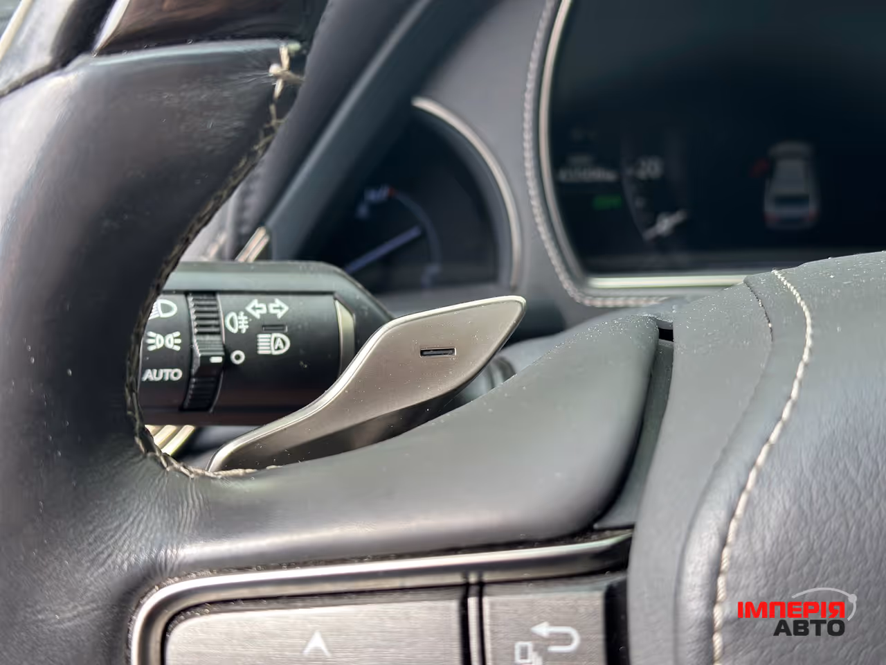 Lexus LS - фото 27