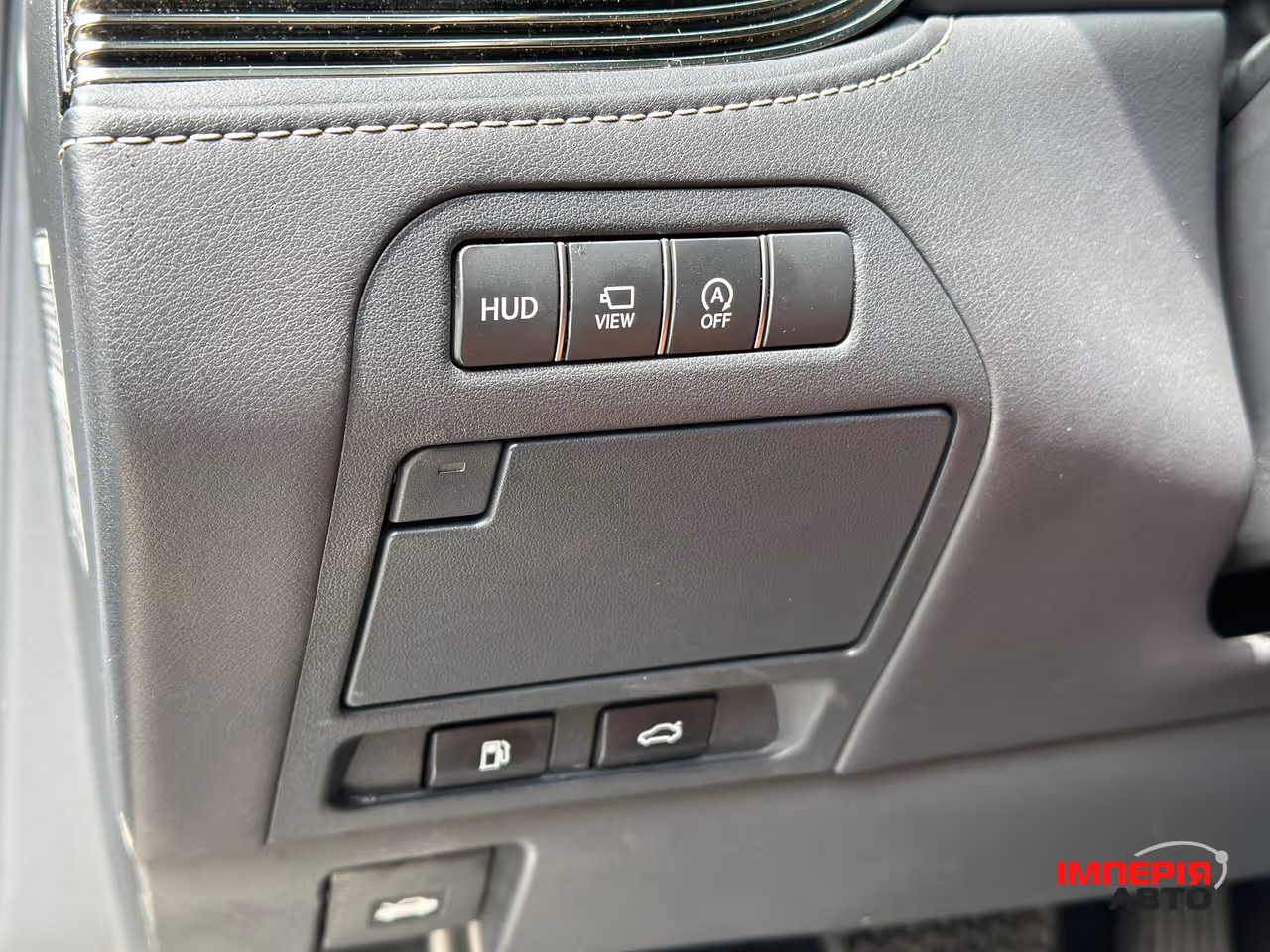 Lexus LS - фото 20