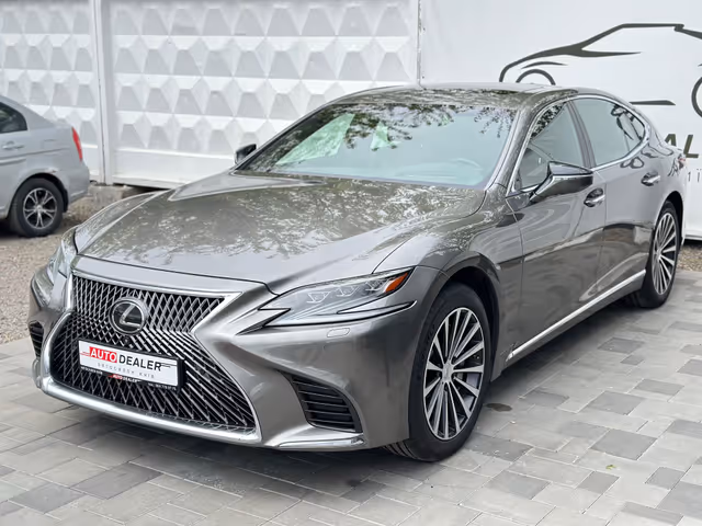 Lexus LS - фото 3