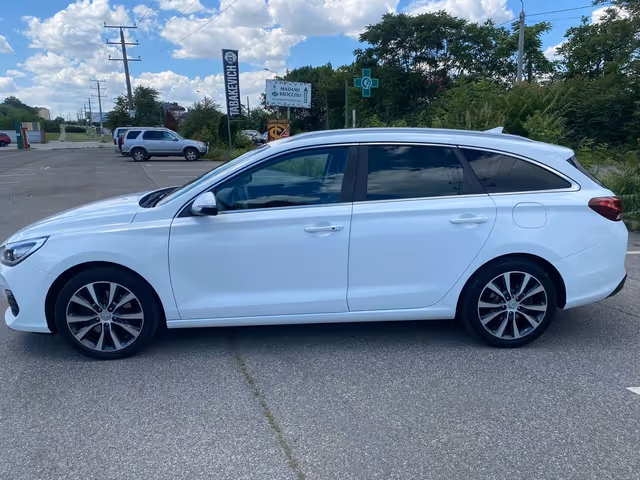 Hyundai i30 - фото 3