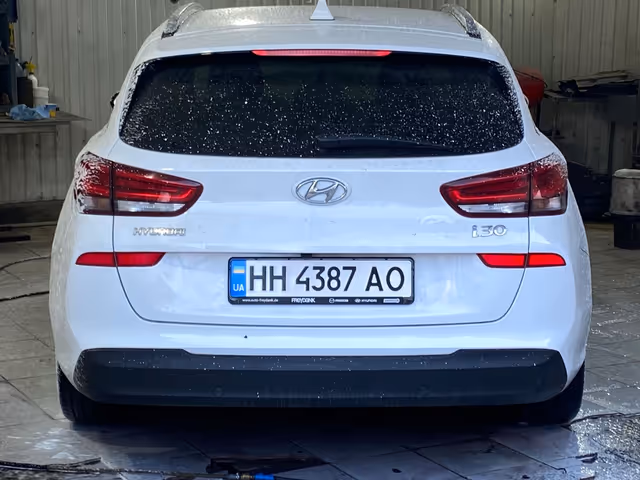 Hyundai i30 - фото 3