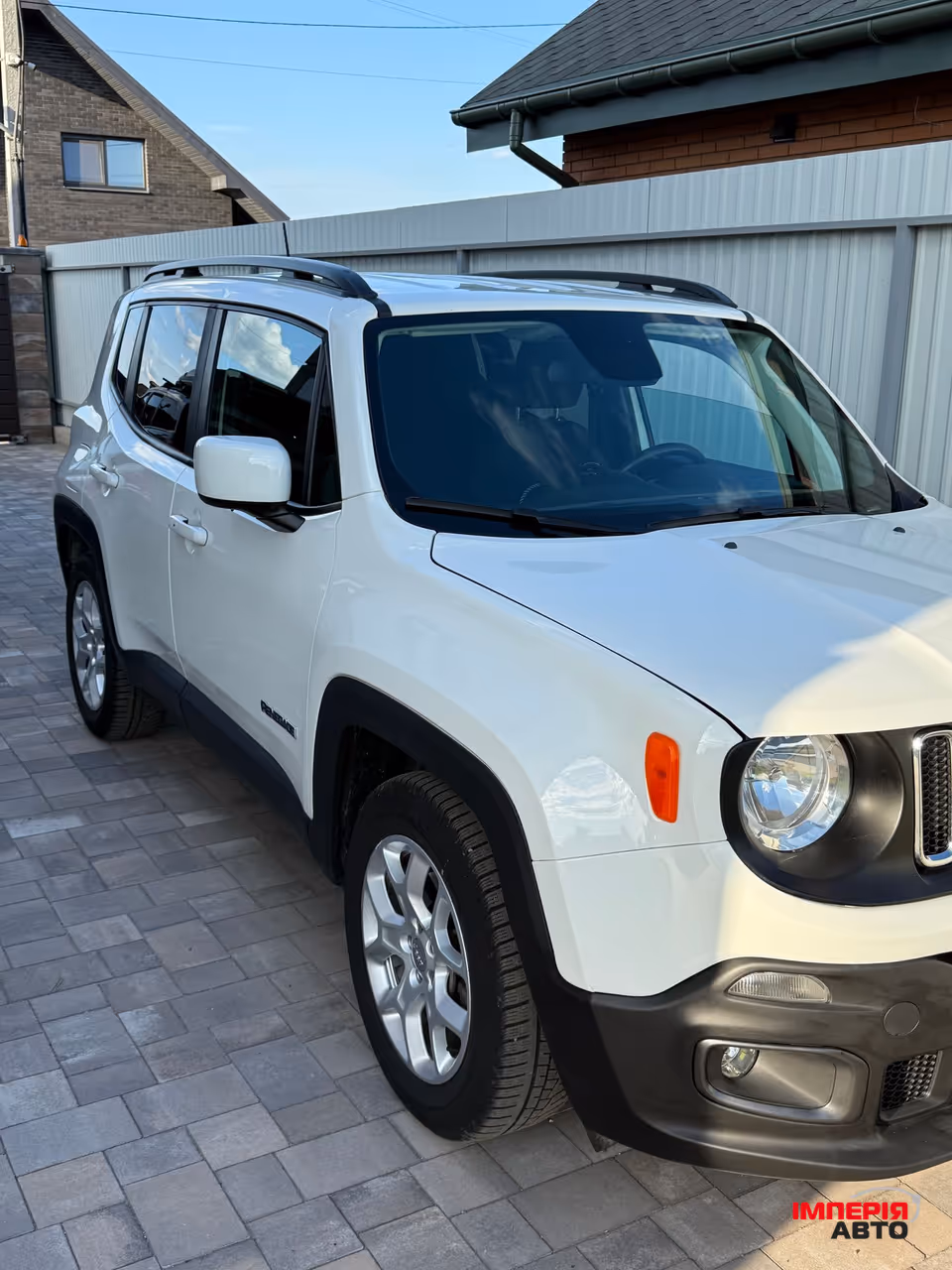 Jeep Renegade - фото 2