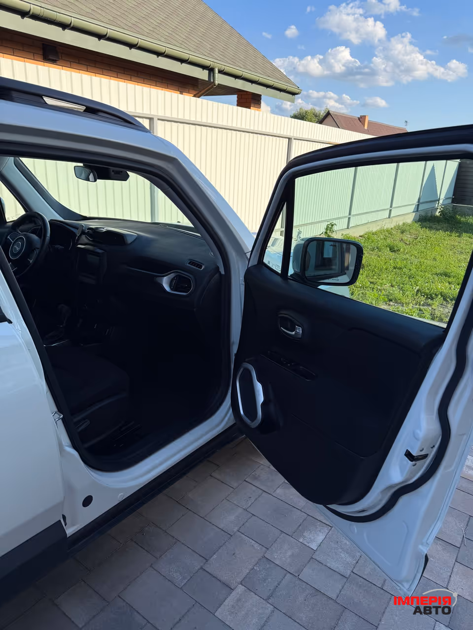 Jeep Renegade - фото 7