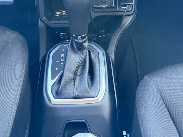Jeep Renegade - фото 5