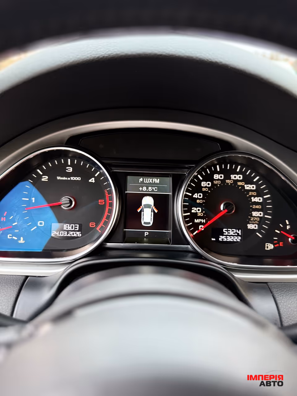 Audi Q7 - фото 43